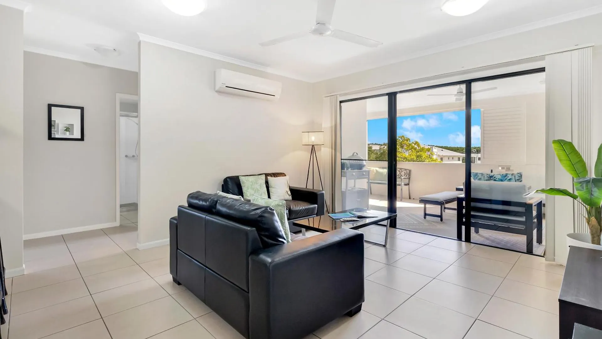 The Edge - Just Steps To Cairns Esplanade Frontage Apartment Australia